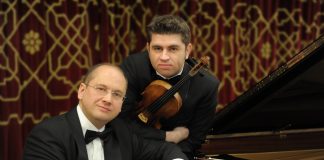 Il violinista Remus Azoitei e il pianista Eduard Stan