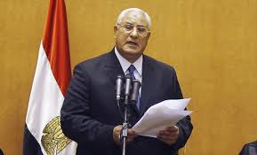 Il presidente ad interim Adly Mansour