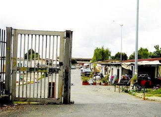 Passpartù: Rom in gabbia