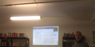 dibattito sulla crescente violenza xenofoba a Roma, svoltosi il 12 dicembre presso la biblioteca interculturale Cittadini del mondo