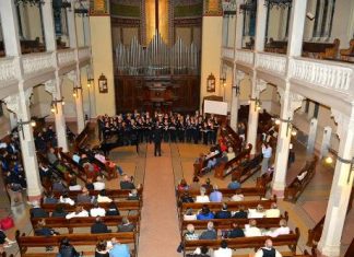 Il 23 aprile la rassegna Cori Solidali nella Chiesa Valdese in Piazza Cavour per la Campagna Biblioteche Solidali