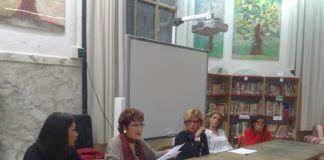 Giovedì 29 ottobre in un incontro conoscitivo con i genitori degli alunni stranieri dell'Istituto di via Volsinio Amalia Ghisani ha illustrato il progetto Evviva le culture, fornendo spiegazioni ed indicazioni sul corso di insegnamento di italiano L2 per adulti stranieri, in programma dal prossimo dicembre.