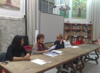 Giovedì 29 ottobre in un incontro conoscitivo con i genitori degli alunni stranieri dell'Istituto di via Volsinio Amalia Ghisani ha illustrato il progetto Evviva le culture, fornendo spiegazioni ed indicazioni sul corso di insegnamento di italiano L2 per adulti stranieri, in programma dal prossimo dicembre.