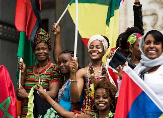 Le foto della Festa dei popoli 2016 che porta le tradizioni delle comunità migranti in piazza San Giovanni a Roma