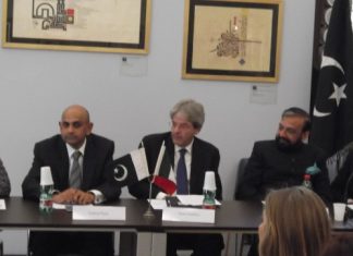 Il ministro Paolo Gentiloni
