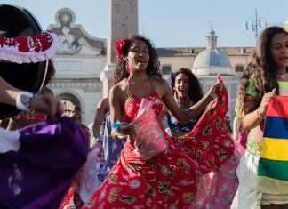 Carnevale Africano: Piazza del Popolo si riempie di colori carnevale africano