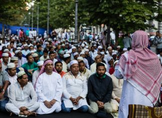 Essere musulmani a Roma: Dove andare a pregare? Eid Piazza Vittorio