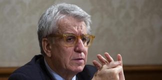 Il senatore Luigi Manconi (foto Roberto Monaldo /La Presse)