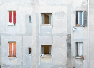 Edificio occupato in Via Carlo Felice - foto di gma
