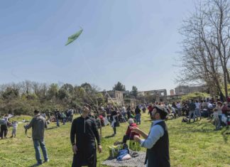 La comunità afghana e il Patang Bazi: voglia di volare