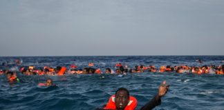il soccorso di migranti in mare