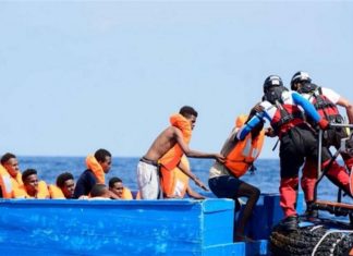 Migranti salvati nel Mediterraneo. Fonte Avvenire
