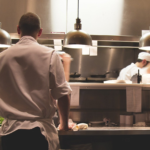 Cucina di un ristorante cinese