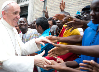 Rifugiati del Centro Astalli saranno vaccinati per volontà di Papa Francesco