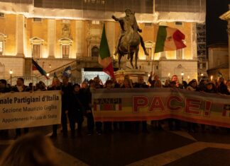 A Roma la fiaccolata per la pace in Ucraina