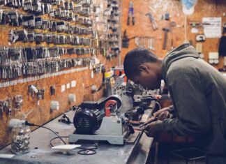 Flussi 2025: entro il 19 gennaio è possibile completare le domande Foto pexels-caio-64609