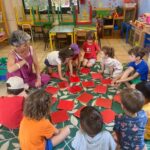 Bambini al centro estivo Cemea