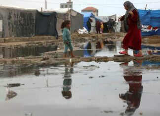 Palestina: non smettiamo di parlarne una tendopoli di rifugiati palestinesi a Gaza- Bashar Taleb- foto di Assopace Palestina