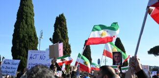 manifestanti pro Iran a Roma
