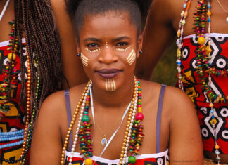 Donna africana