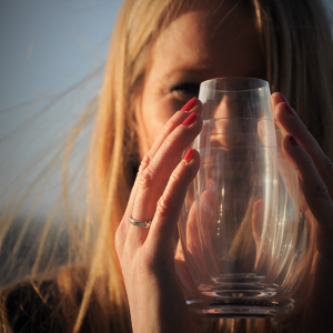 Lenka Kosikova: tramandare la tradizione del cristallo di Bohemia lavoratrici migranti a Roma Lenka Kosikova. Foto di Marco Grandelis